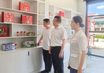 孝南区陈情区长与区人大主席姚主席领导莅临我司视察指导工作